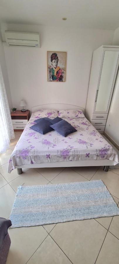 Apartman Scotti Kastela Bagian luar foto